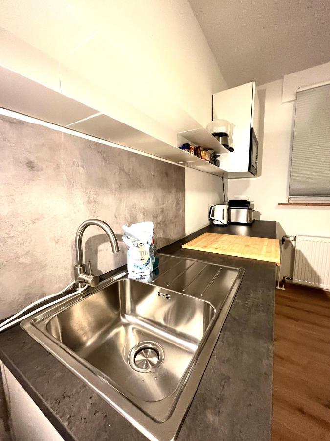 X-Hain Kiezwohnung Berlijn Buitenkant foto